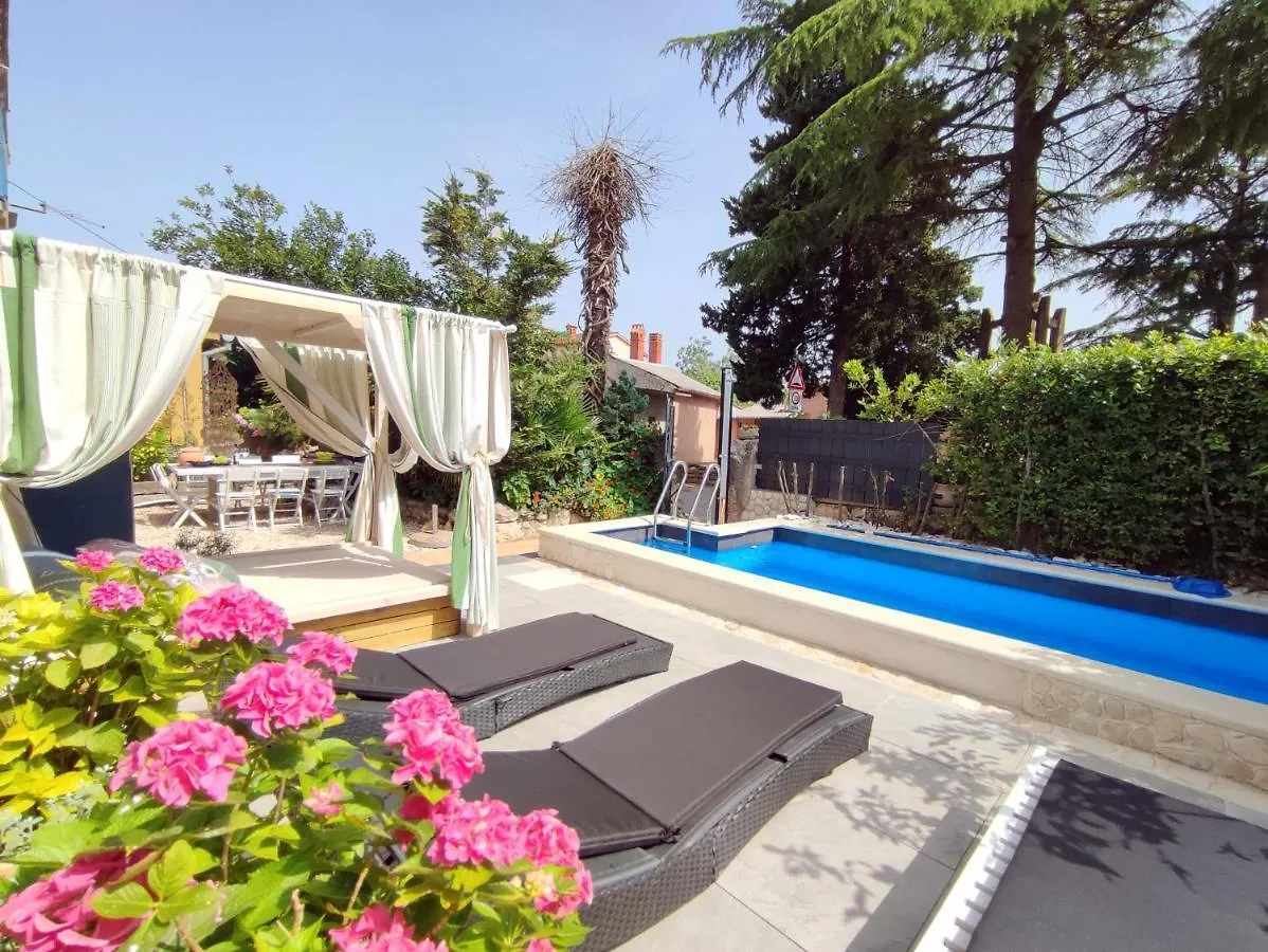 Villa Lido 145 M2 With Pool Krnica Hırvatistan